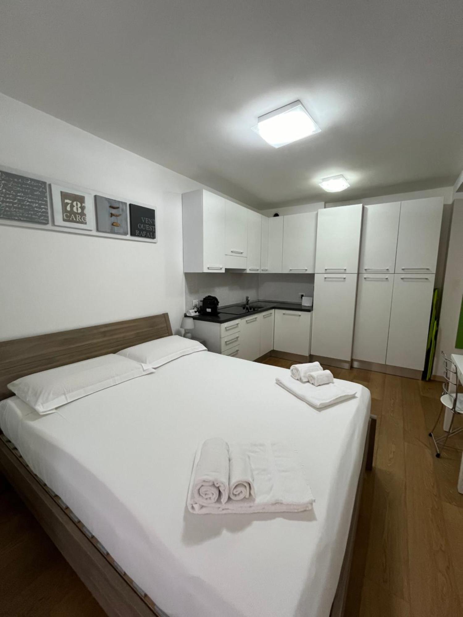 Nest For Two Three Min From Duomo Apartment Mailand